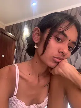 Serah201 online show from April 11, 2026, 3:47 am