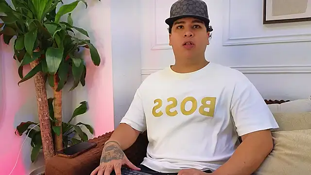 Naim Bennetsex online show from March 26, 2026, 6:39 pm