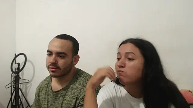 Ana ThiagoxX online show from October 2, 2025, 2:37 am