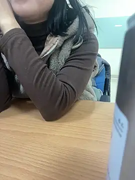 Snapshot of -NhaKy22 chatting on January 8, 2026, 1:11 am -NhaKy22 online show from January 8, 2026, 1:11 am