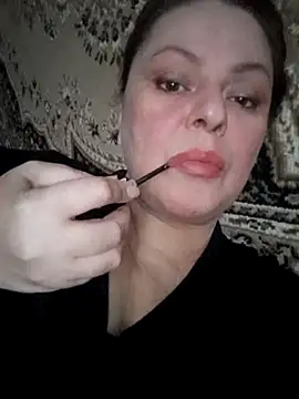 Snapshot of JillOKissx chatting on November 24, 2025, 7:41 am JillOKissx online show from November 24, 2025, 7:41 am