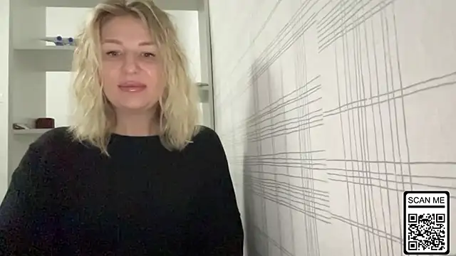 Blondie xoxoxo online show from November 3, 2025, 6:29 am