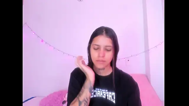 Abby roussee online show from October 27, 2025, 2:40 pm