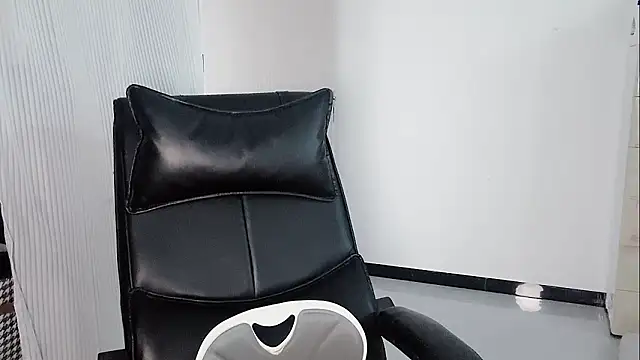 Snapshot of Ianxuan chatting on February 4, 2026, 5:35 am Ianxuan online show from February 4, 2026, 5:35 am