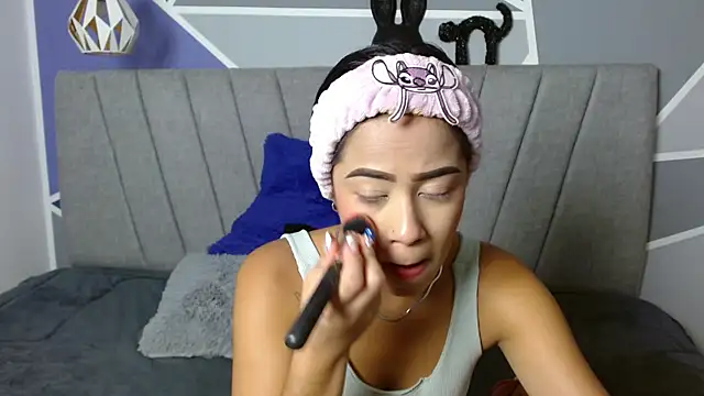 Snapshot of NatiHoran chatting on January 16, 2026, 10:58 pm NatiHoran online show from January 16, 2026, 10:58 pm