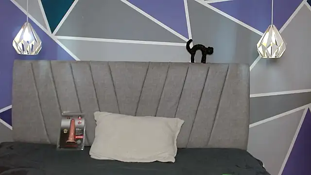 Snapshot of NatiHoran chatting on February 22, 2026, 11:06 pm NatiHoran online show from February 22, 2026, 11:06 pm