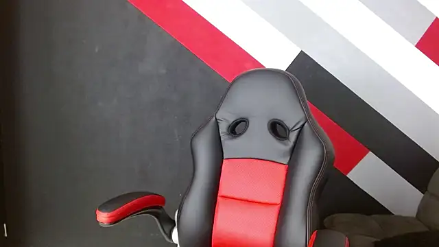 NatiHoran online show from September 19, 2025, 12:14 am