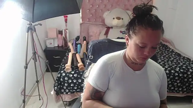 patty squirt  online show from February 28, 2026, 2:44 am