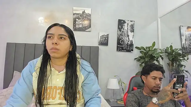 violet and myers online show from October 2, 2025, 11:35 am