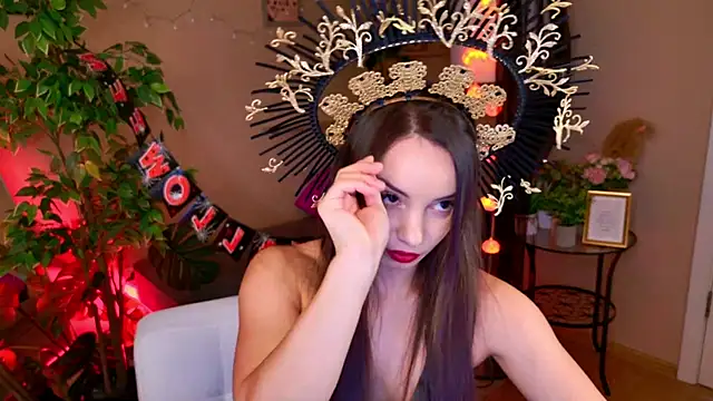 Snapshot of shes_rebel chatting on October 18, 2025, 6:10 pm shes rebel online show from October 18, 2025, 6:10 pm