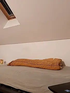 Snapshot of bolo1984 chatting on October 27, 2025, 5:14 pm bolo1984 online show from October 27, 2025, 5:14 pm