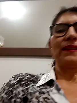 swity foster online show from December 5, 2025, 3:21 pm