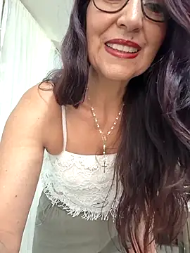 Snapshot of swity_foster chatting on July 6, 2026, 1:18 pm swity foster online show from July 6, 2026, 1:18 pm