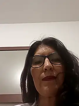 swity foster online show from October 27, 2025, 9:21 am