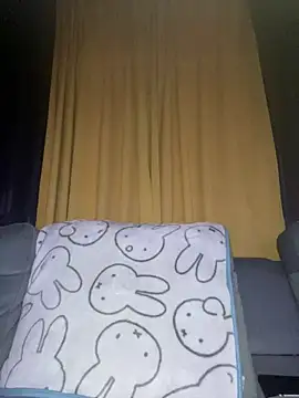 melyiaaa online show from July 4, 2026, 5:58 am