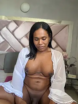 Ashleyroberst online show from July 28, 2026, 4:39 pm
