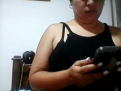 Samantha Sex22 online show from June 10, 2026, 8:54 pm