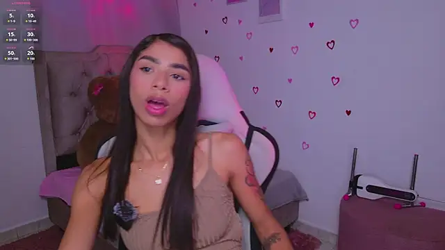 BrunetteAdams001 online show from March 12, 2026, 12:49 am