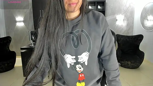 MilaColeman online show from June 10, 2026, 3:08 am