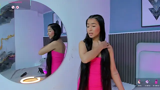 lily  star online show from October 24, 2025, 3:38 am