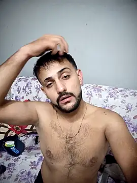 Muratcan33 online show from October 17, 2025, 9:27 pm