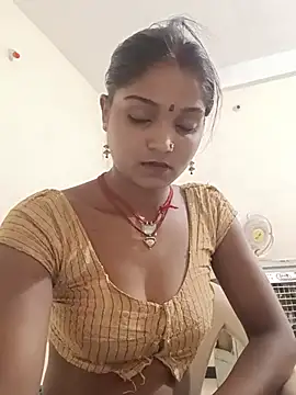 Snapshot of Harini_Gautam chatting on July 27, 2026, 10:06 pm Harini Gautam online show from July 27, 2026, 10:06 pm
