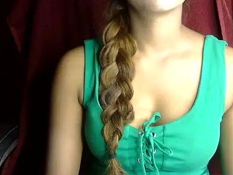 Snapshot of heartless_Queen chatting on September 24, 2025, 5:14 am heartless Queen online show from September 24, 2025, 5:14 am