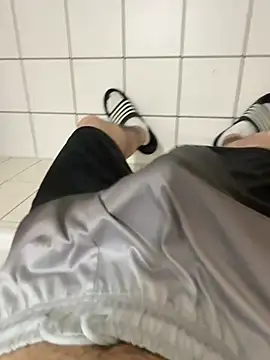 Dicksxd online show from April 28, 2026, 9:52 pm