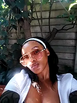 Snapshot of SlaughtarGangCeo chatting on April 2, 2026, 7:04 am SlaughtarGangCeo online show from April 2, 2026, 7:04 am