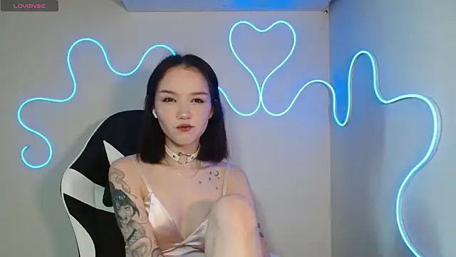 DemiWildcat online show from October 9, 2025, 9:21 am