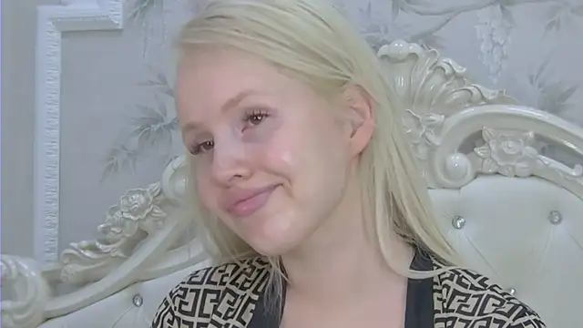 Snapshot of EllieFrosty_ chatting on April 30, 2026, 7:26 am EllieFrosty online show from April 30, 2026, 7:26 am