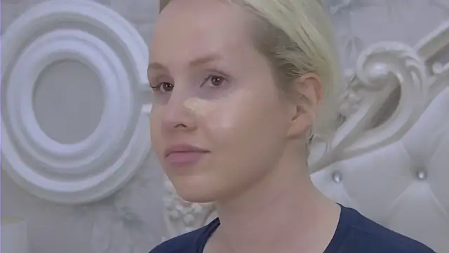 EllieFrosty  online show from July 22, 2026, 5:04 pm