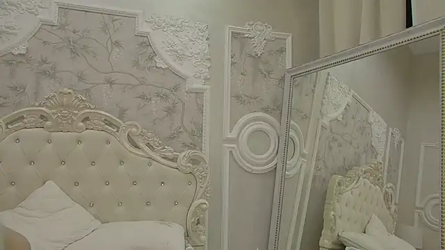 Snapshot of EllieFrosty_ chatting on January 18, 2026, 6:22 pm EllieFrosty online show from January 18, 2026, 6:22 pm