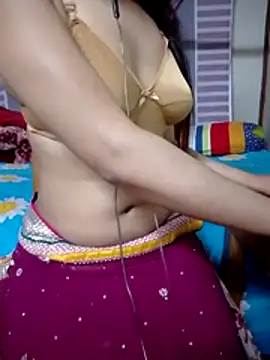 Tanishacutie online show from November 23, 2025, 7:07 am