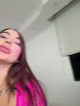 jessy rios online show from October 31, 2025, 11:55 pm