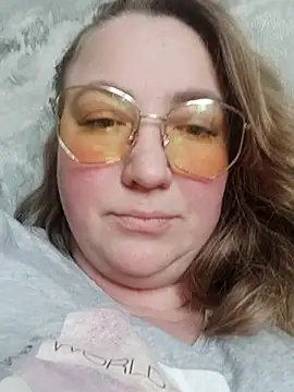 Kiss Eva online show from March 8, 2025, 11:58 am