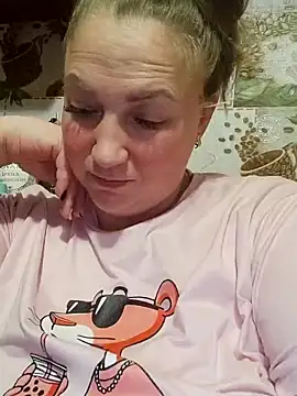 Kiss Eva online show from November 4, 2025, 5:39 pm