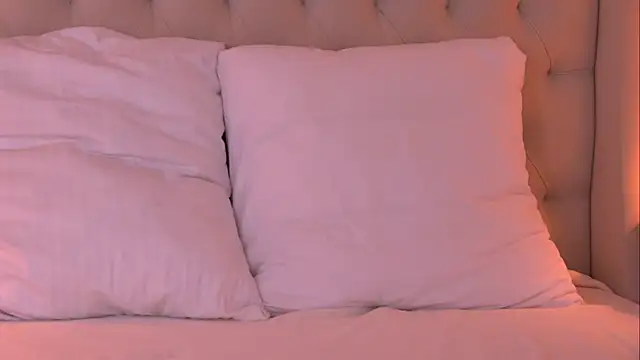 AshleyEvance online show from March 23, 2026, 6:35 am