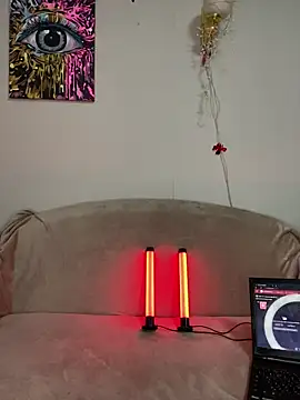 April Purr online show from March 23, 2026, 8:25 am