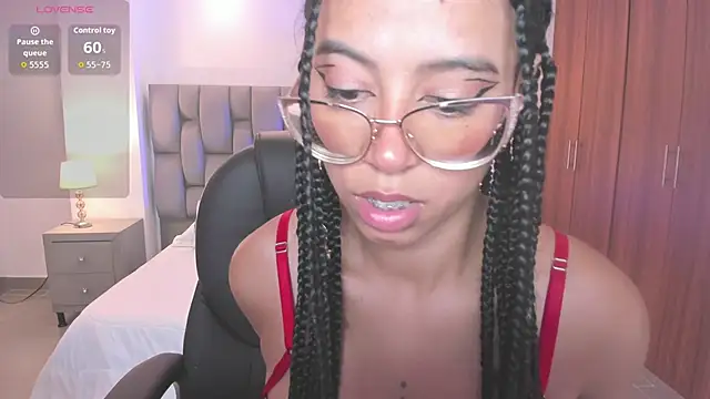 raven stonee online show from February 10, 2026, 12:31 am