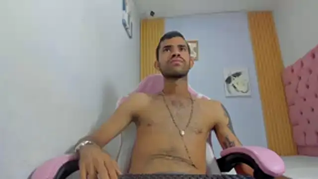 Snapshot of adri_sexboy229 chatting on October 21, 2025, 7:19 am adri sexboy229 online show from October 21, 2025, 7:19 am
