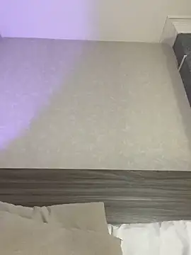 Snapshot of MiilaBlake chatting on November 23, 2025, 8:08 pm MiilaBlake online show from November 23, 2025, 8:08 pm