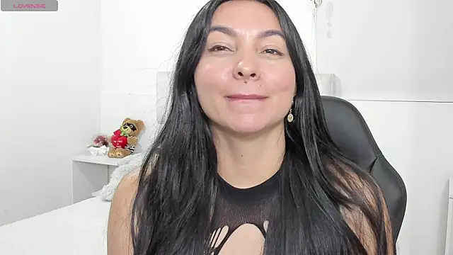 Snapshot of Ms_milarose chatting on June 5, 2026, 6:52 am Ms milarose online show from June 5, 2026, 6:52 am