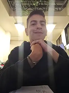 Snapshot of Juann-cock chatting on April 12, 2026, 5:33 am Juann-cock online show from April 12, 2026, 5:33 am