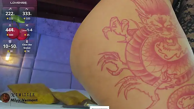 Mily Vermont online show from December 3, 2025, 7:57 pm