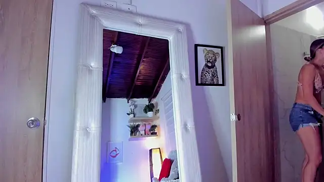 sara madrid online show from March 13, 2026, 11:37 am