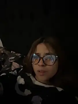 Snapshot of ChartedHallway chatting on September 21, 2025, 11:43 pm ChartedHallway online show from September 21, 2025, 11:43 pm