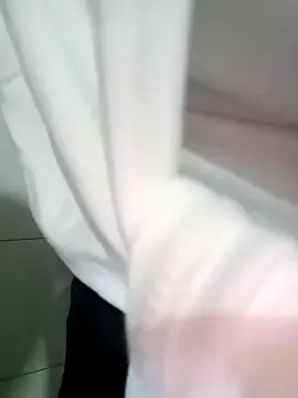 Snapshot of sulove_xx chatting on March 4, 2026, 12:13 pm sulove xx online show from March 4, 2026, 12:13 pm