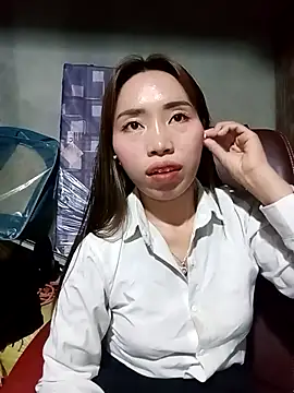 Snapshot of sulove_xx chatting on April 1, 2026, 11:44 am sulove xx online show from April 1, 2026, 11:44 am