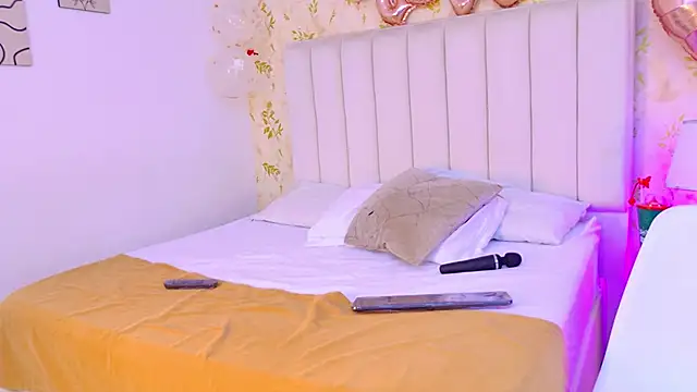 Samanta Isel online show from February 12, 2026, 3:17 am